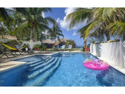 Villa Sun Kin renta  en Cozumel, 300 mt2, 6 recamaras