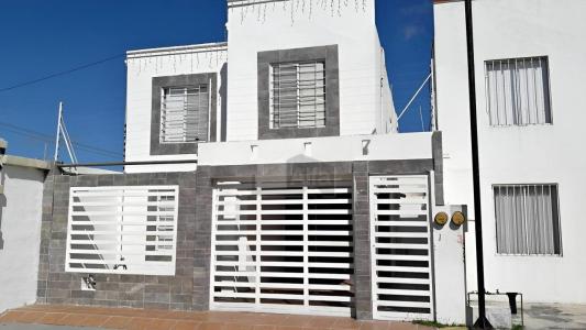 Casa en condominio en renta en Mediterráneo, Carmen, Campeche, 107 mt2, 4 recamaras