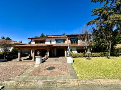 Casa en renta en Club de Golf los Encinos 4 recámaras, 650 mt2, 4 recamaras