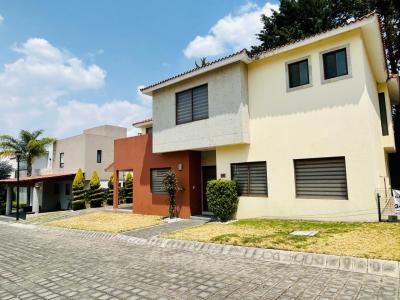 Rincón de Los Encinos, Casa en Renta o Venta, 306 mt2, 3 recamaras