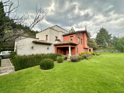 Casa en Renta en Sección Mano de Plata en Hacienda San Martin, 580 mt2, 3 recamaras