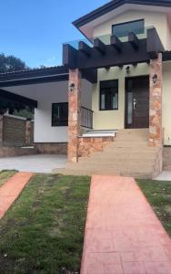 Casa en renta en Campestre Haras 3 Recámaras, 267 mt2, 3 recamaras