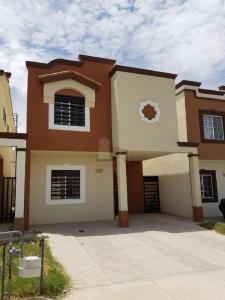 Casa en Renta Ciudad Juárez Chihuahua Fraccionamiento Privata Residencial, 102 mt2, 3 recamaras