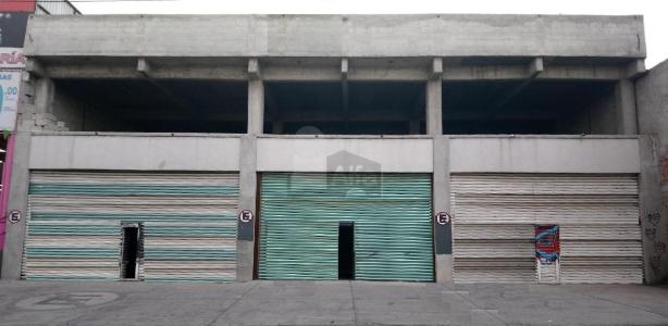 Local comercial en renta en avenida Nacional México Pachuca, Colonia la Esmeralda, Tecamac EDOMEX, 560 mt2