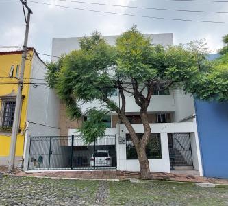 Casa en venta, en la parte alta de Atlamaya, 460 mt2, 3 recamaras