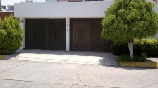 Vendo casa de 5 recámaras en Arboledas., 244 mt2, 5 recamaras