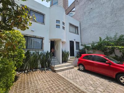 Casa en venta en Lomas del Chamizal 4 Recámaras, 145 mt2, 4 recamaras