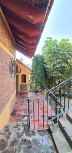 CASA EN VENTA EN CUERNAVACA , 587 mt2, 8 recamaras