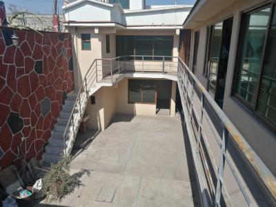 Ecatepec / Granjas Valle de Guadalupe: Inmueble Productivo en venta, 219 mt2, 3 recamaras