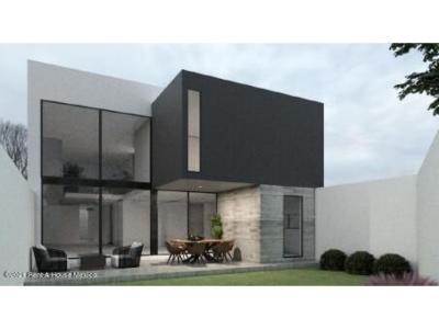 Casa en venta con unico diseño en Zibata IG, 262 mt2, 3 recamaras