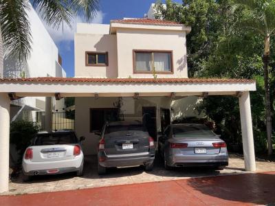 Casa en Venta en Residencial Cumbres, SMZ-310, Cancun Quintana Roo , 300 mt2, 3 recamaras