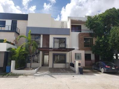  CASA EN VENTA EN CANCUN 4 RECAMARAS RECAMARA PB MAS CUARTO DE SERVICIO, 262 mt2, 4 recamaras