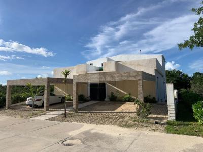 Casa en condominio en venta en Cancún (Internacional de Cancún), Benito Juárez, Quintana Roo, 305 mt2, 4 recamaras