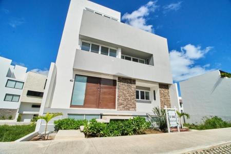 Casa Venta en Puerto Cancun, Laguna 1, Quintana Roo, Zona Hotelera , 550 mt2, 3 recamaras