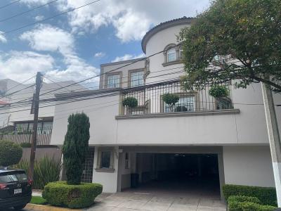 Casa En Condominio en venta en Lomas de Tecamachalco 3 Recámaras, 529 mt2, 3 recamaras