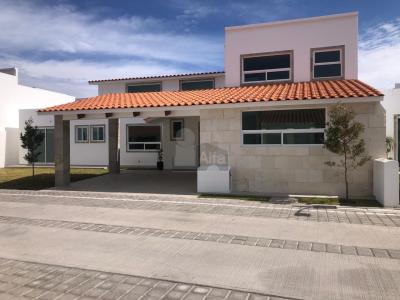 Casa en venta en Metepec, Residencial La Magdalena II  , 340 mt2, 4 recamaras