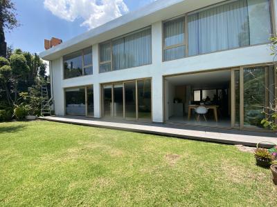 Lomas de la Herradura, Casa REMODELADA a la venta en cerrada Plazuela de Plateros (MC), 305 mt2, 3 recamaras