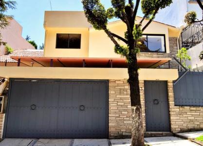 Casa en venta en Parques de la Herradura 4 Recámaras, 380 mt2, 4 recamaras