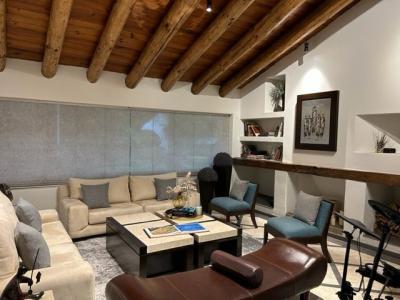 Casa en Venta en Lomas Anahuac, 468 mt2, 3 recamaras