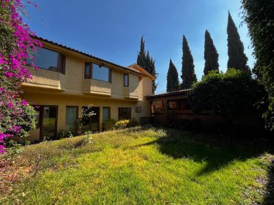 Casa en venta con espacios confortables para disfrutar en familia, 490 mt2, 5 recamaras