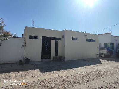 Casa en venta Lomas de Comanjilla, 130 mt2, 3 recamaras