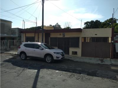 Casa para remodelar en Merida centro, 5 recamaras