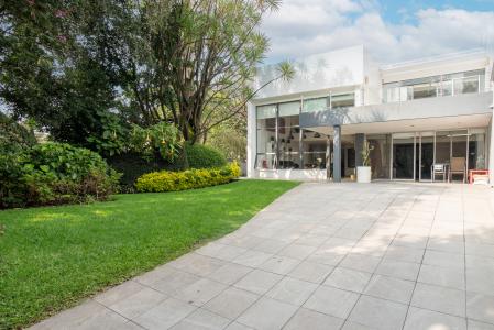 Preciosa residencia moderna en venta en el corazon de Lomas de Chapultepec, 454 mt2, 3 recamaras