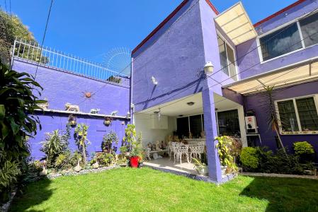 Casa en venta en Ciudad Satélite 3 recámaras, doble jardín, 185 mt2, 3 recamaras