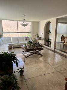 Casa en venta en Lomas de Tecamachalco,  3 recámaras, 400 mt2, 3 recamaras