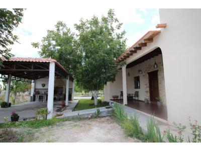 Casa Estilo Hacienda en Parras Coahuila con 5 recamaras, palapa d, 285 mt2, 5 recamaras