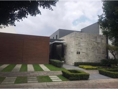 Casa en Venta en Puerta de Hierro, Puebla, Pue, 380 mt2, 3 recamaras