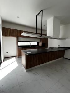 Linda Casa Nueva en Arboreto, con Recámara en PB, 289 mt2, 4 recamaras