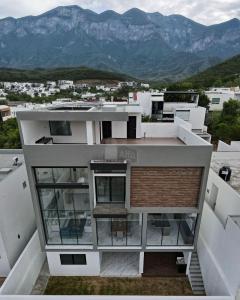Casa en venta en Carolco Residencial Monterrey Nuevo Leon Zona Sur Carretera Nacional, 550 mt2, 4 recamaras