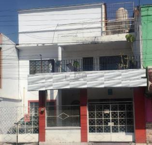 Casa en Venta en Calle 7 Sur, Colonia El Carmen, Puebla, pue, 350 mt2, 8 recamaras