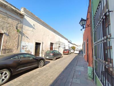 Casa en VENTA ideal para inversionistas en el Centro Histórico de Querétaro., 523 mt2, 13 recamaras