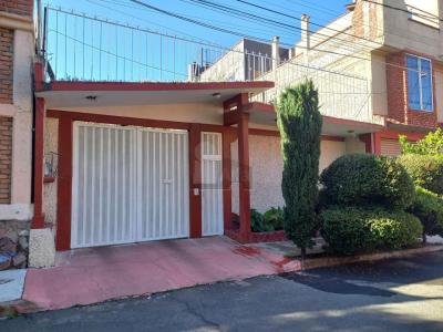 Casa sola en venta en Lomas de Cristo, Texcoco, México, 200 mt2, 5 recamaras