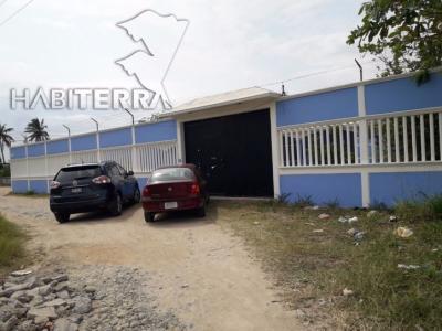 Casa en venta y renta amueblada en la Col. Niños Héroes, Tuxpan, Ver., 300 mt2, 4 recamaras