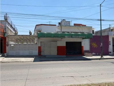 Se vende Casa con local comercial en Blvd Paso Limón, 180 mt2, 9 recamaras