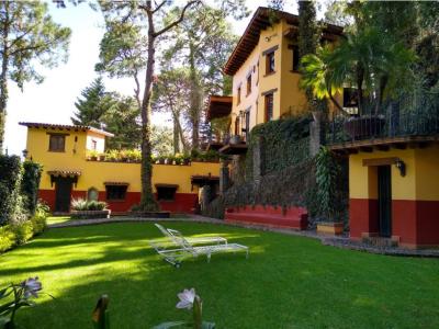 Venta o Renta de Casa en Condominio en La Colonia Del Bosque, 194 mt2, 1 recamaras