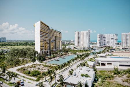 Departamento en venta  BLAS WELLNESS LIVING, en el corazón de PUERTO CANCÚN (YR) , 141 mt2, 2 recamaras