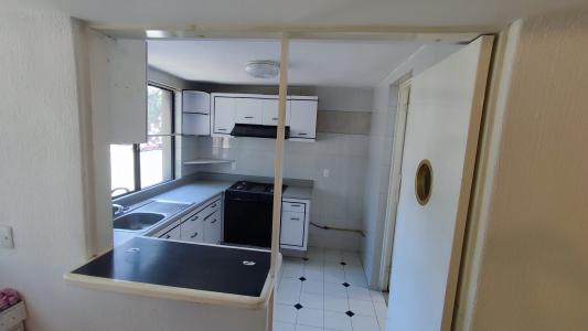 Departamento en venta en Av. H. Escuela Naval Militar 13, 117 mt2, 3 recamaras