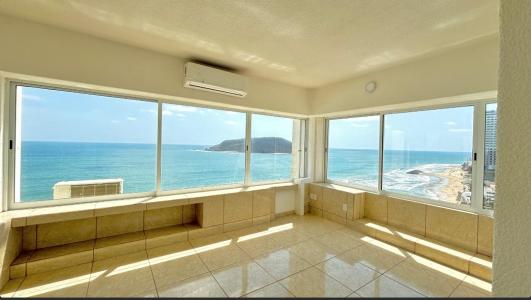 CONDOMINIO VENTA A PIE DE PLAYA EN TORRE ISLA DEL SOL, 110 mt2, 2 recamaras