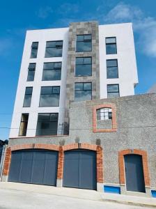 Departamento en venta en el Centro de Toluca 4to piso, 92 mt2, 3 recamaras