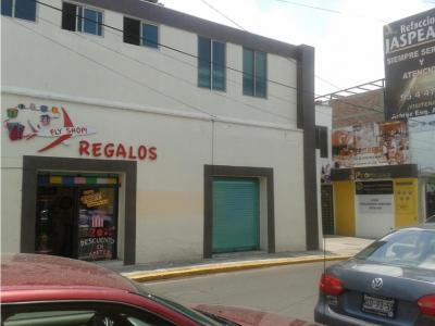 Amplia propiedad de locales comerciales y oficinas. Centro de Texcoco, 490 mt2