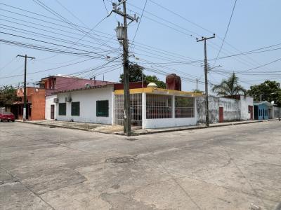 Terreno en venta en esquina Los Angeles y San Francisco, Comalcalco Centro, Tabasco