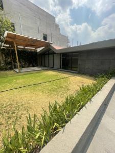 Terreno en venta en Lomas de Chapultepec Excelentes Vistas, 600 mt2, 3 recamaras