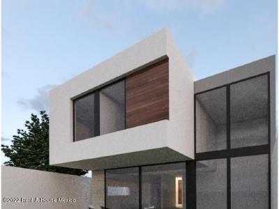 23-1413 Se vende casa con doble altura, terraza y roof en zibata , 237 mt2, 4 recamaras