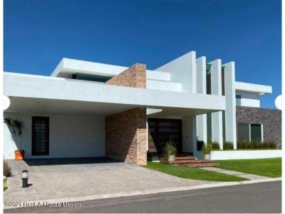 La Griega casa en venta en exclusiva privada con 380 mts2 QH22763, 380 mt2, 3 recamaras
