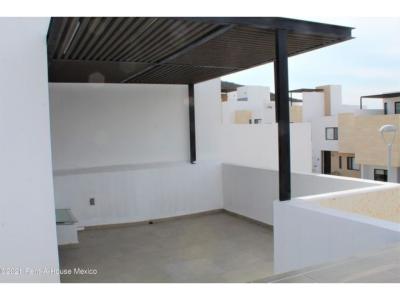 Casa en Zibatá, con roof garden abierto. VENTA, 183 mt2, 3 recamaras