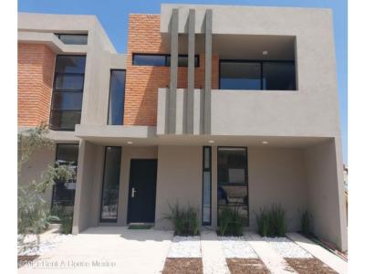 Casa en venta Zibatá 3 habitaciones AVH, 151 mt2, 3 recamaras